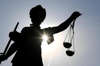 Die Hand im Maul der Bulldogge - Notwehr oder Tiermisshandlung? - Das Gericht konnte am Ende nur die Frage erörtern, ob es sich bei dem Verhalten des Angeklagten um eine angemessene Abwehrhandlung gehandelt hat.