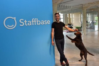 Die Helden von morgen - Martin Böhringer, einer von drei Geschäftsführern des IT-Unternehmens Staffbase in Chemnitz, hat große Pläne: Die Firma soll ein großer internationaler Marktführer werden.