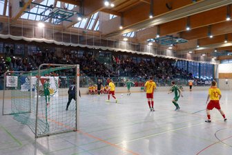 Die jüngsten Kicker eröffnen die Saison unterm Dach: Wer siegt diesmal beim Erzgebirgs-Hallencup? - Unterm Hallendach rollt ab dem Wochenende wieder der Ball.