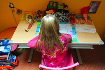 „Die Kinder werden immer dümmer“: Diskussionsrunde über Kinder und Jugendliche in Plauen - Beim „Treff.Dialog“ in Plauen geht es Ende Mai um Kinder und Jugendliche.