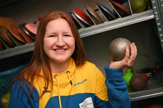 Die Kugel bleibt öfter im Schrank: Leichtathletin Jara Graf von der LG Mittweida genießt ihre neue Freizeit - Seit 2010 ist Jara Graf in der Leichtathletik aktiv. Nach acht Jahren bei der LG Mittweida greift sie nun nicht mehr so oft zur Kugel wie zuletzt.