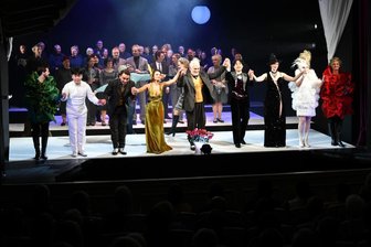 "Die lustigen Weiber": Langer Beifall nach Premiere in Freiberg - und zwei Tipps -