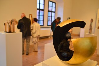 Die Rochsburg wird zur Bühne für Holzkunst -