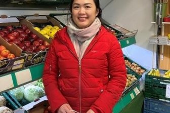 Die Sache mit dem vergessenen Portemonnaie - Die Gemüse- und Textilhändlerin Thi Thu Huong Ngo.