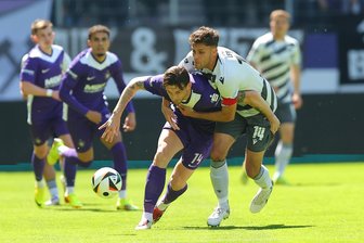 Die Stimmen nach der Niederlage des FC Erzgebirge Aue: „Es ist zu einfach, gegen uns Tore zu machen“ - Den Auern um Boris Tashchy (vorn) haben gegen den SV Sandhausen entscheidende Prozente gefehlt.