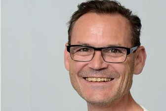 Die Unabhängigkeit hat ein Preisschild - Der Autor Jürgen Becker.