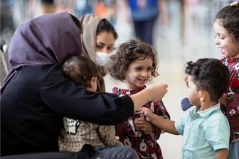 Die Wahlprogramme im Vergleich: Das sagen die Parteien zu Integration und Zuwanderung - In Deutschland haben allein im ersten Halbjahr 2021 knapp 7600 Menschen aus Afghanistan Asyl beantragt. Im Bundestagswahlkampf spielt die Thematik Asyl/Migration bislang nur eine untergeordnete Rolle.