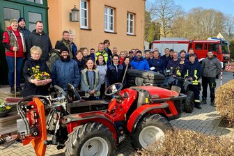 Die Wandersaison kann kommen: Mulda macht Frühjahrsputz - Start vor dem Rathaus: Zum ersten Mal trafen sich am Samstag Einwohner von Mulda zum gemeinsamen Frühjahrsputz.