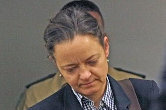 Die Wandlung der Beate Zschäpe - Seit dem Sommer wirkt Beate Zschäpe nicht mehr souverän. Zweifel an der Strategie des Schweigens?