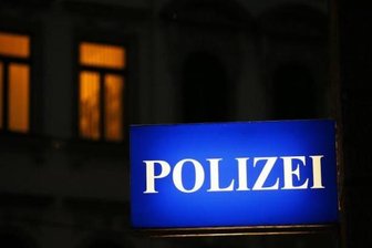 Diebe machen Beute in zwei Schwimmbädern - Gleich zwei Schwimmbäder im Vogtland sind von Dieben heimgesucht worden. Die Polizei sucht Zeugen.