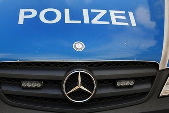 Diebe stehlen Taschen mit Bargeld aus Laster - 