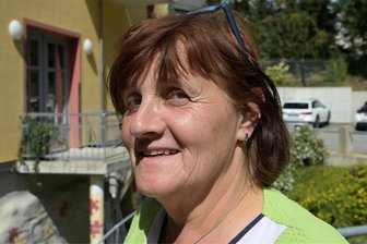 Diese beiden Aktiven erhalten den Oelsnitzer Bürgerpreis - Ute Dölling von der Volkssolidarität Vogtland organisiert unter anderem im Mehrgenerationenhaus Goldene Sonne in Oelsnitz die Kaffeenachmittage.