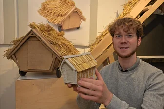 Diese Schneeberger Studenten geben Pilgern ein Dach über den Kopf - Elias Buschmann hat mit Blick auf den Jakobsweg den „Paja-Dorm“ entworfen – aus dem Spanischen für Stroh und Schlafen.