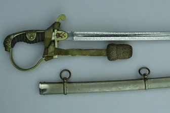 Diesen Säbel darf man gern auch mal in die Hand nehmen - Der Säbel von Max Freitag stammt aus der Zeit um 1910.