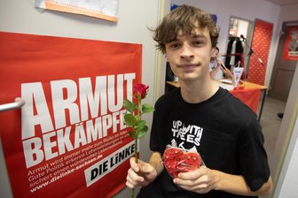 Dieser 19-Jährige geht für die Vogtland-Linken zur Bundestagswahl ins Rennen - Simon Zwintzscher aus Netzschkau tritt für die Linken als Wahlkreiskandidat im Vogtland an.