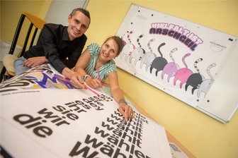 Dieser Mann ist der neue Jugendmanager von Bad Brambach - Christian Krüger und Tina Gehlert organisierten die U-18-Wahl im Vogtland zur Landtagswahl, um Jugendlichen eine Stimme zu geben. Auch in Bad Brambach wurde abgestimmt.