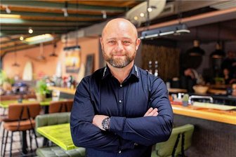 Dieser Plauener Wirt hat keine Personalnot - wie macht er das? - Manuel Bendig, Gastrofabrik Plauen.