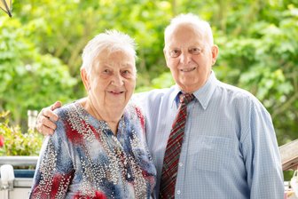 Dieses Plauener Ehepaar ist seit 65 Jahren verheiratet: Was ist das Geheimnis ihrer Liebe? - Christine und Hansjörg Spatschke sind seit 65 Jahren ein Ehepaar.