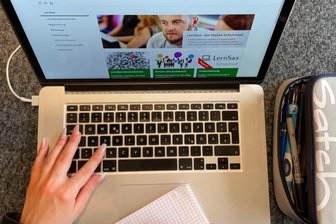 Digitalisierung in Schulen: Ticketsystem geplant - 