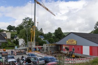 Discounter will Markt in Crottendorf vergrößern - Bauarbeiten sind an der Netto-Filiale in Crottendorf im Gang. Nach Unternehmensangaben wird der Markt erweitert und an ein neues Konzept angepasst. Das dauert noch mehrere Monate. 