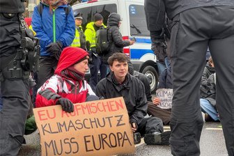 Diskussion in Stollberg über Protestbewegungen - Um Sitzblockaden wie die der Letzten Generation geht es bei einem Vortrag in Stollberg.