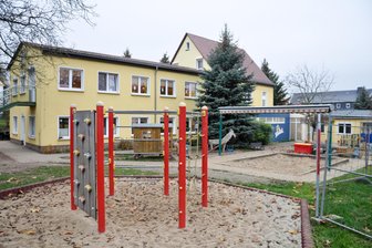 Diskussion um Kita-Beiträge in der Gemeinde Altmittweida entbrannt - Aufgrund steigenden Bedarfs ist die Aufnahmekapazität der Kindertagesstätte „Bienenkorb“ in Altmittweida mehrfach erweitert worden. Aktuell sind in der kommunalen Einrichtung knapp 80 Prozent der Plätze belegt.