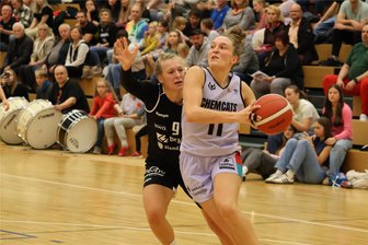 Dominanter Auftritt im fünften Spiel: Chemcats bleiben ungeschlagen - Lucile Peroche war beim Sieg gegen Grünberg mit 17 Punkten beste Werferin der Chemcats.