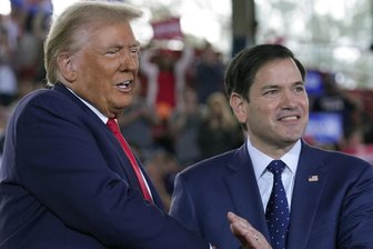 Donald Trump fällt erste Entscheidungen für sein Kabinett - Der designierte US-Präsident Donald Trump (links) und Senator Marco Rubio aus Florida.