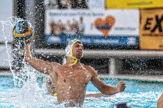 Doppelspieltag tief im Westen - Lasse Iffland (am Ball) will mit dem SVV Plauen mindestens zwei Punkte aus Nordrhein-Westfalen mitnehmen. Dort steht ein Doppelspieltag gegen Duisburg und Düsseldorf an. 