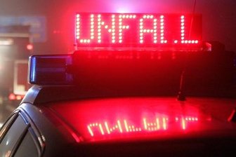 Doppelte Unfallflucht in Plauen - Polizei sucht Zeugen -