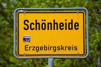 Dorf im Erzgebirge für sparsamen Umgang mit Energie ausgezeichnet - Die Gemeinde Schönheide kann sich über eine besondere Auszeichnung freuen.