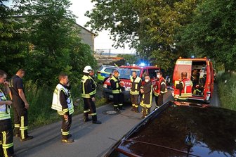 Dorfbach grün - Gefahrguteinsatz in Remse - 