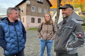 Dorfchemnitz im Erzgebirge: Alle für den Eisenhammer - Alle für den Eisenhammer: Thomas Schurig, Carolin Martin und Ronny Schmidt.