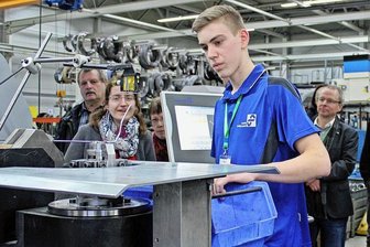 Dorfentwicklungsprogramm: Kein Geld mehr für Bauprojekte -  Veranstaltungsreihen wie die "Oelsnitzer Industrie- und Handwerksnacht 2018-2020" haben auch weiterhin eine Chance auf Förderung 