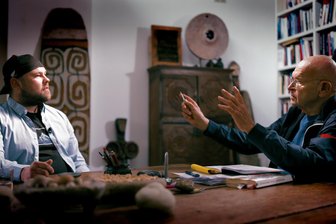 DPD-Unternehmer aus Limbach-Oberfrohna in RTL-Sendung: Am Ende blieb nur die Insolvenz - Günter Wallraff (rechts) im Gespräch mit Tino Uhlig aus Limbach-Oberfrohna.