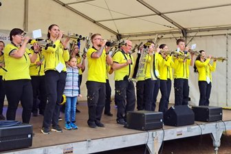 Drei Feste, zwei Wanderungen und ein Konzert: Was das mittlere Erzgebirge am Wochenende zu bieten hat - Auf dem Wurzelbachfest sind auch „De Schal(l)is aus'n Arzgebirg“ am Start.