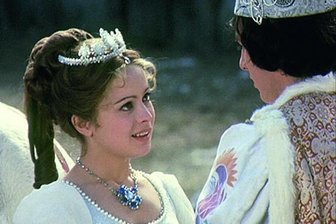 Drei Haselnüsse für Aschenbrödel: TV-Klassiker rund um den Globus -