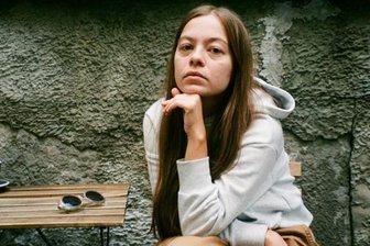Drei Monate in Chemnitz: Ukrainerin hinterlässt fotografische Eindrücke eines ungeplanten Aufenthalts - Die ukrainische Fotografin Polina Polikarpova.