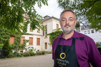Drei Monate nach dem schweren Brand im Plauener Parkhotel: So läuft es jetzt im Vier-Sterne-Haus - Hotelier Udo Gnüchtel schaut nach vorn: „Was bliebt uns anderes übrig?“