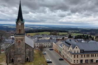 Drei neue Landschaftsschutzgebiete im oberen Vogtland: Bürger von den Plänen des Kreises kalt erwischt - Kann ein Landschaftsschutzgebiet verhindern, dass man vom Alten Söll in Schöneck irgendwann auf Windräder blickt?