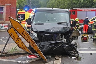 Drei Schwerverletzte bei Unfall auf B 173 in Lichtenstein -