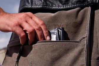 Drei Senioren ausgetrickst und bestohlen - 