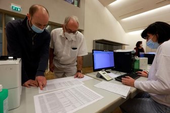 Drei Tage Impfen: Gemeinschaftsaktion in Thum läuft perfekt - 