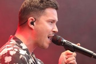Drei Tage Open Air: Frankenberg kann Festival - Nico Santos sang am Freitag beim Sommer Open Air in Frankenberg. 