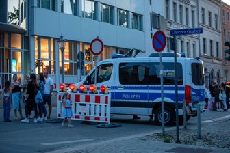 Drei Tage Sause und sechs Straftaten: So fällt die Polizei-Bilanz nach dem Spitzenfest in Plauen aus - Zahlreiche Einsatzkräfte der Polizei sicherten das Spitzenfest in Plauen ab.