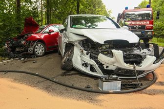 Drei Verletzte bei Unfall auf B 101 zwischen Freiberg und Brand-Erbisdorf - 