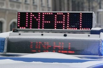 Dreijähriges Kind bei Busunfall verletzt -