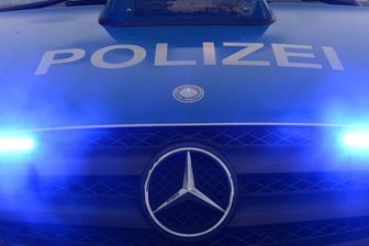 Dreister Dieb verletzt 81-jährige Seniorin bei Raubüberfall -