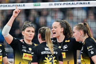 Dresdner Volleyballerinnen holen Suhler Top-Angreiferin - Mackenzie Foley (l.) wechselt von Suhl nach Dresden. (Archivbild)