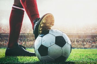 Drittbeste Sachsen: Vogtländisches Fußball-Mädchenteam schlägt sich im Pokal stark - Symbolbild